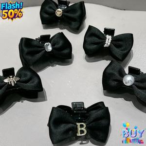 กิ๊บติดผมโบว์สองด้าน วัสดุผ้าซาติน สไตล์เรียบหรู กิ๊บข้างหวานหวาน กิ๊บหนีบเล็ก เครื่องประดับผม สำหรับผู้หญิง ราคาไม่แพง แฟชั่นหรูหรา สไตล์ใหม่ วางจำหน่ายในปี 2025