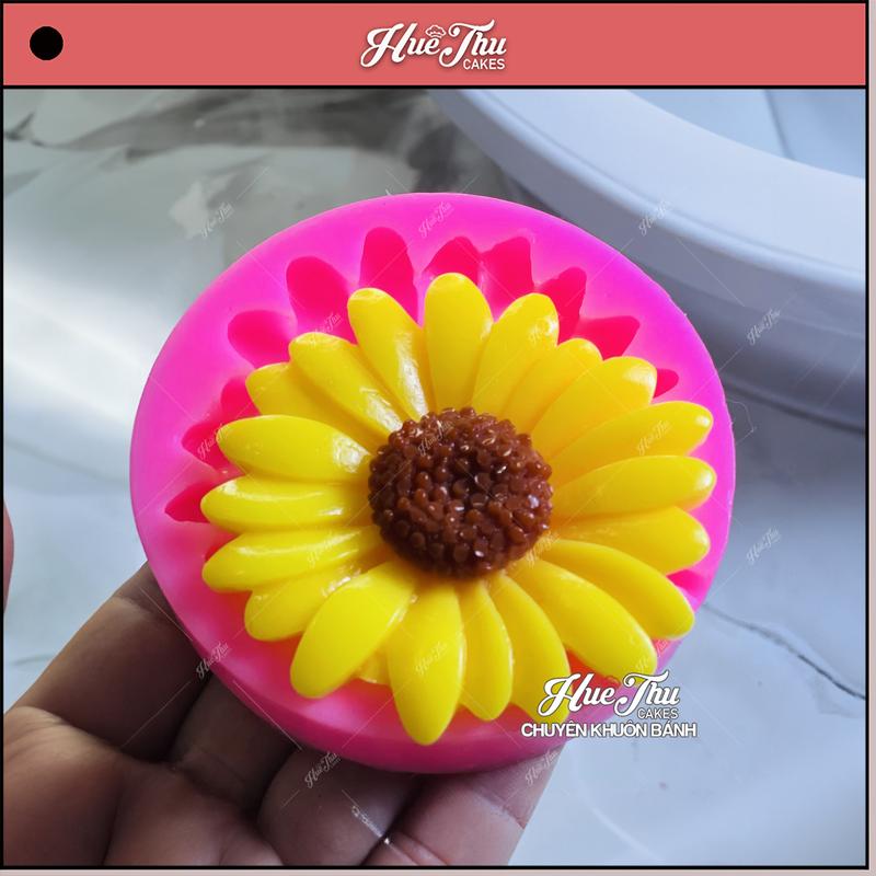 Khuôn silicon Hoa Cúc Cánh Đều 8cm làm bánh rau câu 3D 4D nhấn xôi