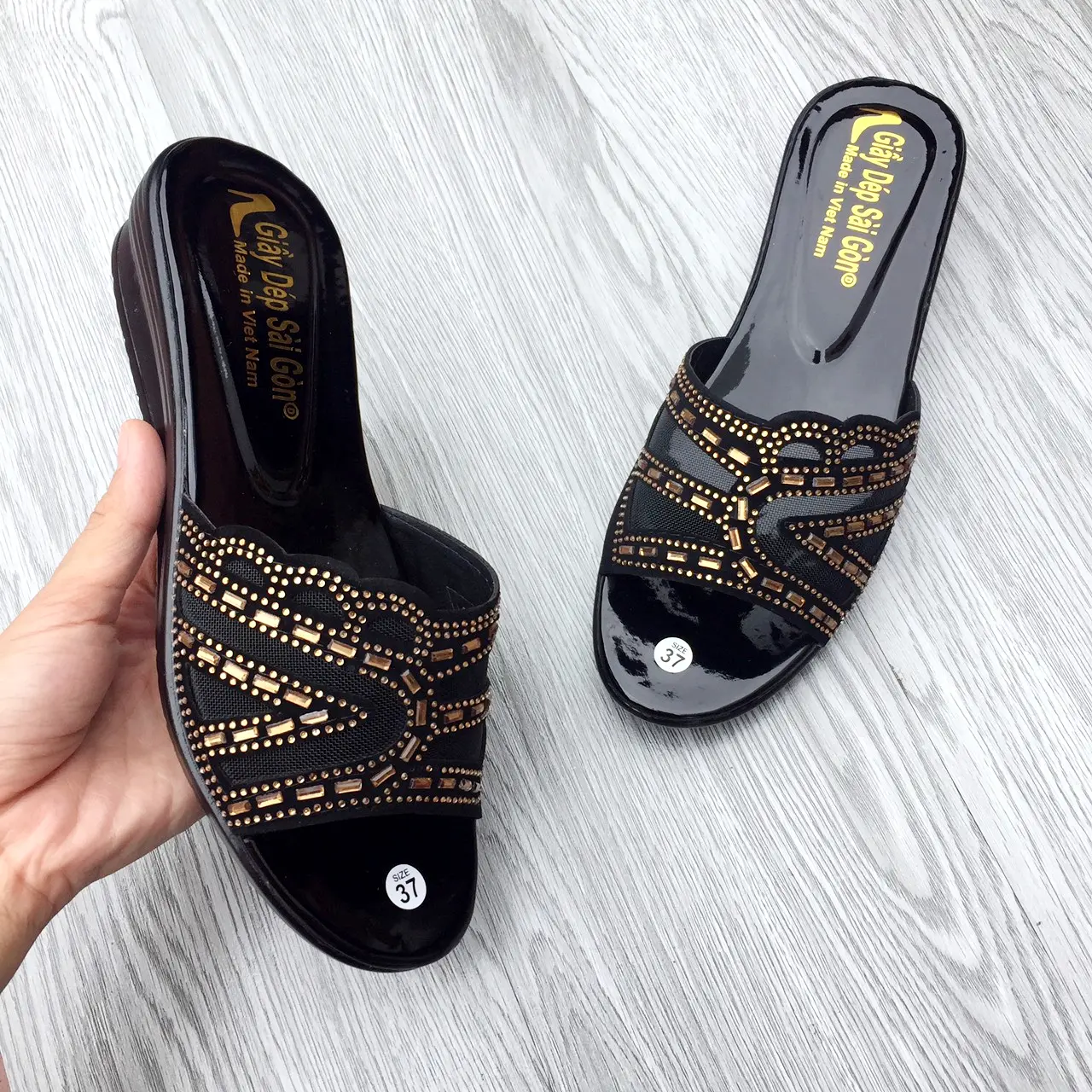 ( Size 36-42) Dép 3p đính đá - Dép nữ trung niên nhẹ, êm cho mẹ, cho bà
