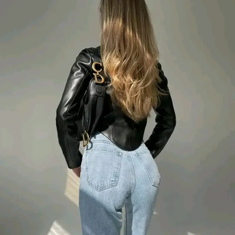 Jaket kulit Wanita Crop V Korean Hijab Top Leather Outfit Mafia Mamba Konser Mall Motoran Terbaru hitam 2