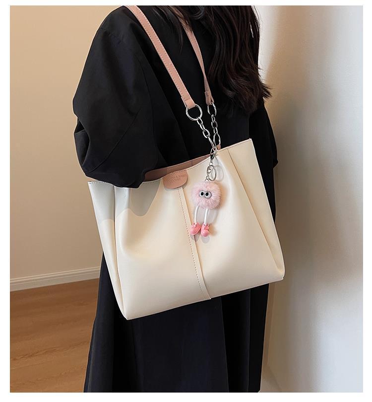Product Introduction of Túi Tote Sức Chứa Lớn, Sành Điệu, Họa Tiết Tốt, Dễ Phối Đồ Thích Hợp Đi Lại, Túi Lớn, Nữ, Hàng Mới Về Năm 2024, Túi Đeo Vai Cao Cấp, Đặc Biệt 1