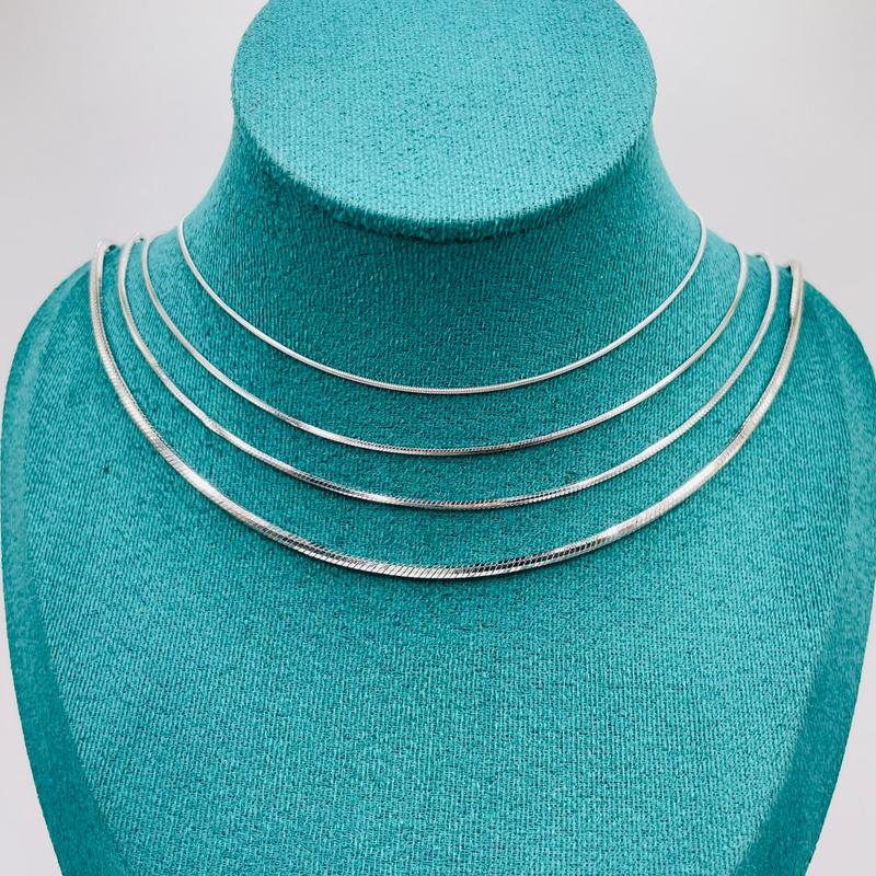 Dây chuyền titan unisex sợi mì tròn, Vòng cổ titan unisex lụa mỏng không phai màu không rỉ sét kiểu dáng tròn