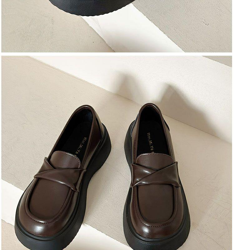 Product Introduction of British Style Women's Leather Shoes 2023 Summer Autumn New Thick-Soled Black Loafers Retro Slip-On Mary Jane Shoes nam 34