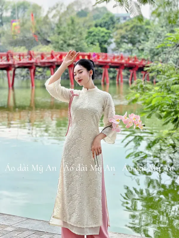 [SẴN HÀNG]Áo dài Tết, áo dài cách tân Hoài An, 4 tà dáng suông lông vũ đính nơ cách điệu, mẫu mới hottrend, đón Tết du xuân 2025,  đi tiệc cưới, nữ, women dress - Áo Dài Mỹ An 4