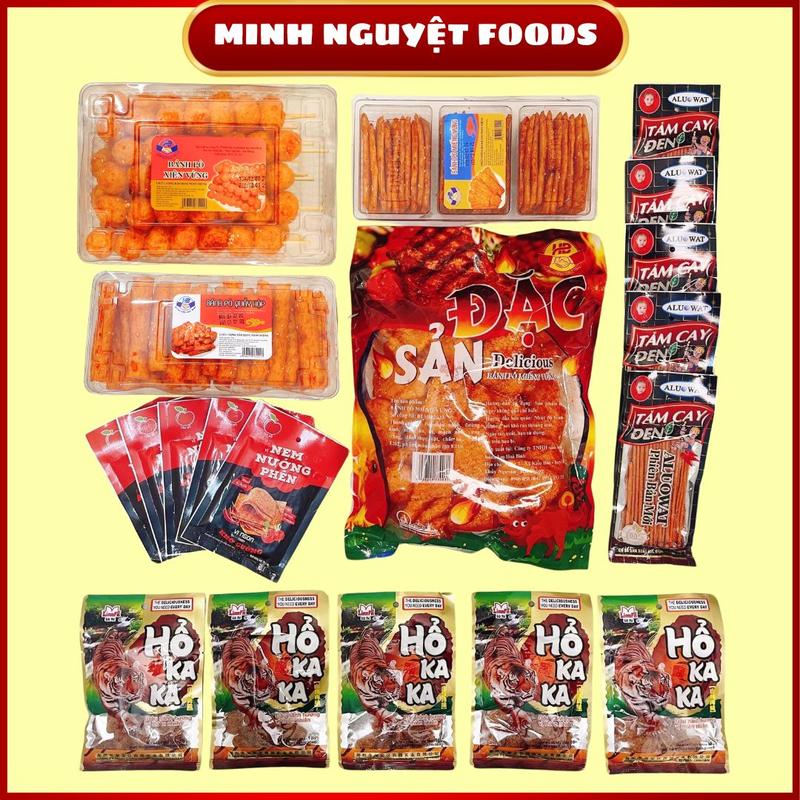 Combo 7 Món Đồ Ăn Vặt Gồm 4 hộp snack Bánh Bò kèm thêm 5 snack Hổ KaKa, 5 snack Nem Nướng Phên, 5 snack Tăm Cay Đen - ĐỒ ĂN VẶT Minh Nguyệt Foods Snack Thức Ăn