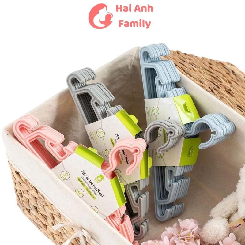 Set 10 Móc quần áo trẻ em , móc nhựa treo đồ em bé Mipbi cao cấp 1