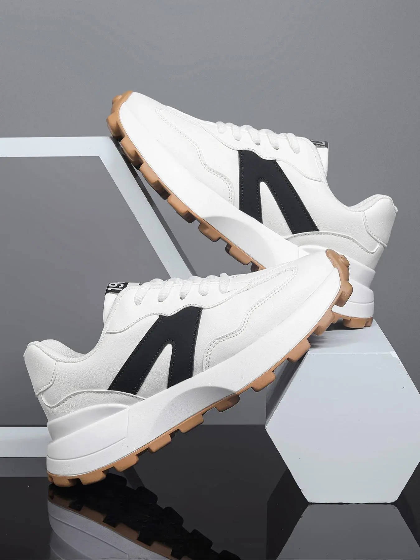 Girl's Patchwork Print Lace Up Running Shoes, Casual Sporty Breathable Comfortable Sneakers, Non-slip Sneakers for Daily Wear