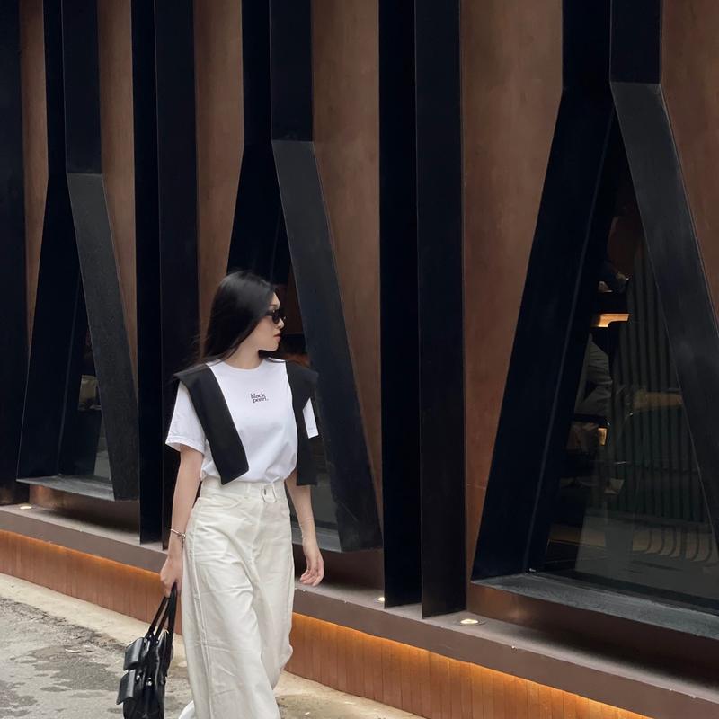 Áo Thun Nữ Baby Tee JUSTDUN B1 – Thêu “BLACK PEARL”, Chất Cotton Mềm Mịn, Co Giãn Nhẹ, Form Gọn Trẻ Trung | BigBuy360 - bigbuy360.vn