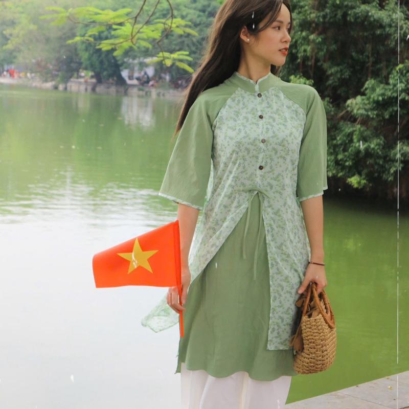 Set Áo dài cách tân nữ hoa nhí thiết kế 4 tà Nhật Quang,hoạ tiết hoa nhí dáng suông, áo dài vintage màu đỏ,vàng,xanh Women Dress 2