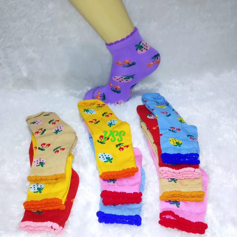 Kaos kaki anak perempuan tk dan paud  pendek umur 5 6 tahun motif stroberi dan ceri  bahan katun fashion Bunga Sd Cantik 8