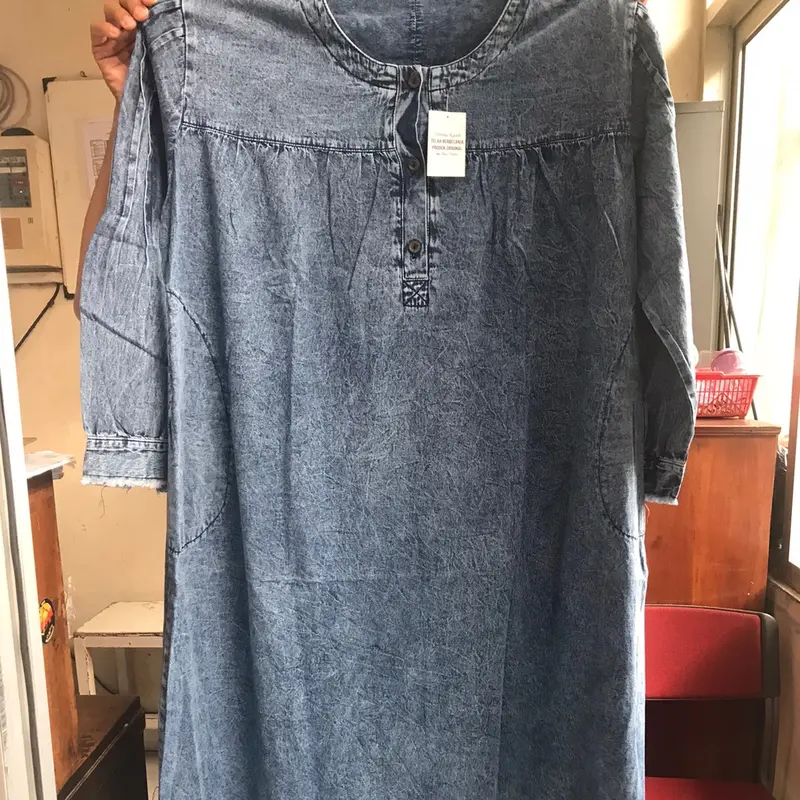 Gamis Jeans Wanita Muslim Cantik Terbaru Ld 130 cm Pj 140 cm Jumbo Size Bahan Nyaman Rempel Bawah Kancing Dada Aktif Lengan Panjang Best Seller Recommended Fit Kerja 1