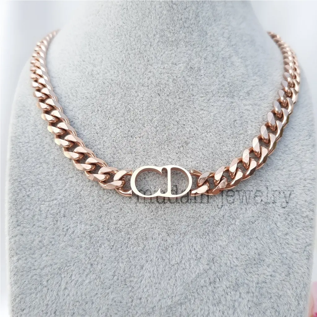 Kalung Rantai Titanium Model CD Tersedia Warna Rose Gold, Gold dan Silver Anti karat Aksesoris Asesoris Elegan Wanita