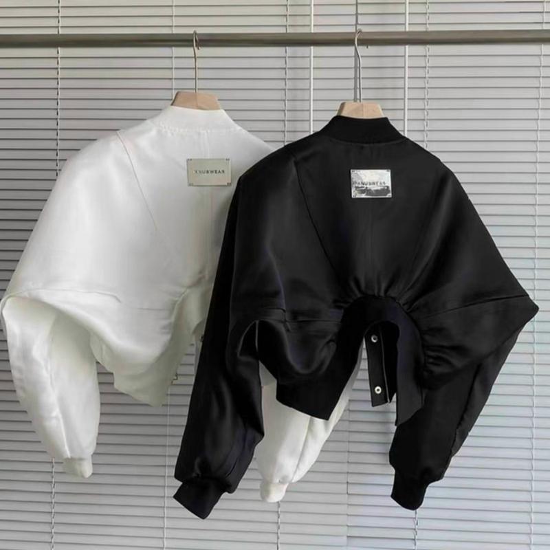 Áo Khoác Da Lộn Croptop Nữ  Kiểu Trơn 2 Lớp Lót Dù Lửng Cánh Dơi Phối Cúc Bấm Kèm Dây Kéo Tiện Lợi_Eo Bo Thun Lai Như Hình_Tp Jacket