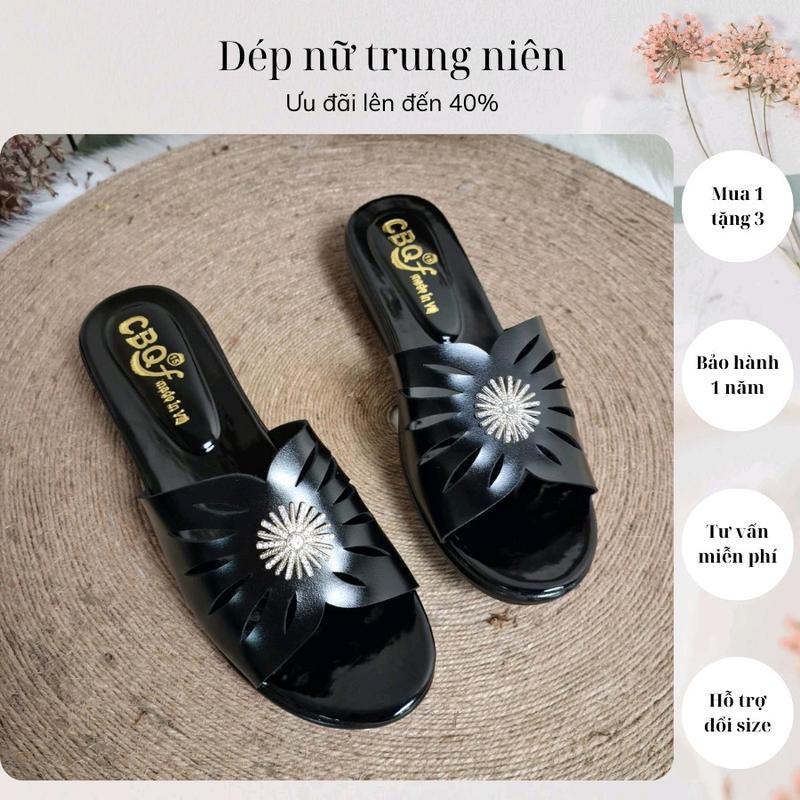   ƯU ĐÃI LỚN     Dép nữ trung niên thiết kế phần quai hình lá khuyết kết hợp với bông hoa tuyết gồm 2 loại cao 3cm và 5cm đế chống trơn trượt DéP GiàY 