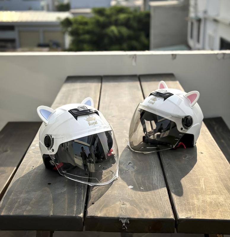 ( TẶNG TAI MÈO VÀ TÚI) MŨ BẢO HIỂM ROYAL 2/3 2 KÍNH M289 MÀU TRÁNG BÓNG Helmet