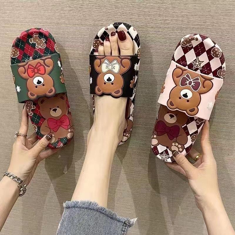 Summer super comfortable cool slippers for women wearing cartoon cute girls, student nurses, outdoor home, indoor bathroom slippers 3