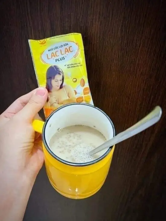 NGŨ CỐC LỢI SỮA LẠC LẠC HỘP 30 GÓI 4