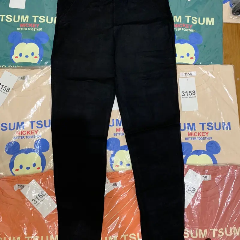 Legging Ôm gọn Màu đen nâng V3 túi zip Nữ 3