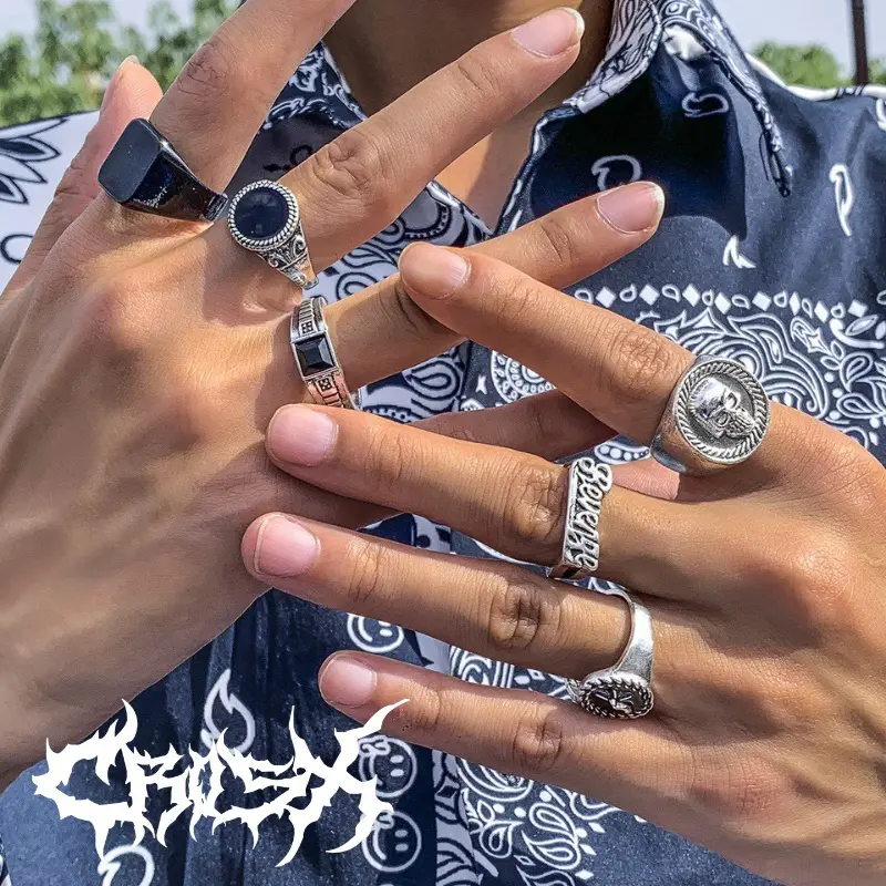 IGO RING SET / 6PCS BLACK OVAL SQUARE SKULL RING REVENGE TENGKORAK CINCIN HITAM SILVER / COUPLE RING CINCIN COUPLE KOREAN STYLE RING CINCIN STYLE KOREA CINCIN AESTHETIC RING CINCIN TITANIUM CINCIN STAINLESS STEEL CINCIN PRIA WANITA HIPHOP PUNK VINTAGE