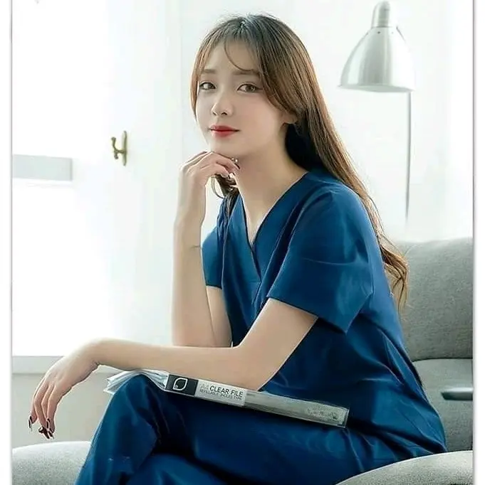 Bộ Scrubs Cổ Tim Vải Lon nhật, Đồng Phục Y Tế Cao Cấp .