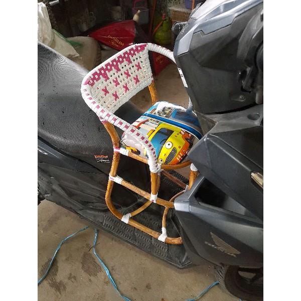 Kursi Rotan Boncengan Anak Motor Matic Tanpa Sabuk Pengaman Sintetis 8