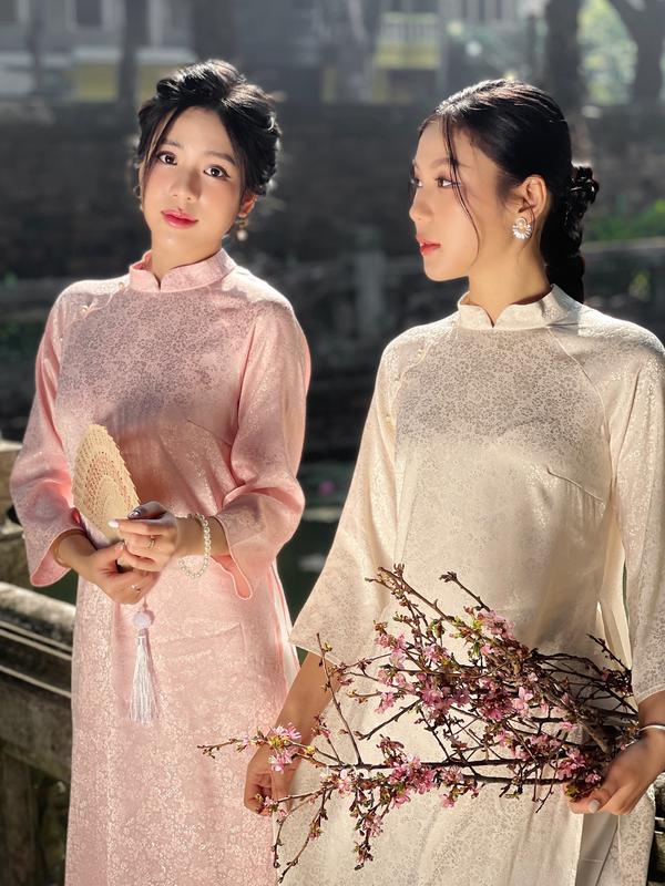 Set Áo Dài Cách Tân, Áo Dài Gấm Truyền Thống Tết 2024 Hoạ Tiết Miho House