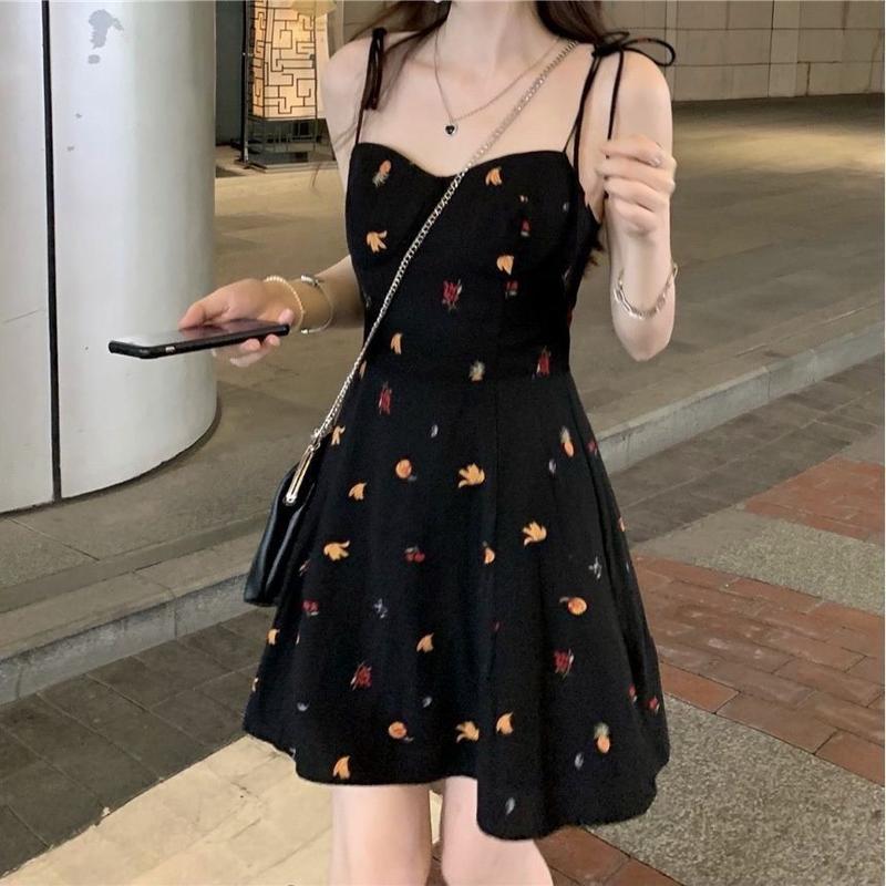 Product Introduction of 2025 Summer Dress for Women Slim Fit Floral Strap Dress Petite Sweet Spicy Short Dress New Fashionable 5