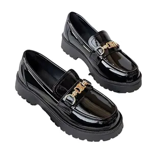 MAYZURA Sepatu Docmart Wanita Hitam Glosy Sepatu Loafers Wanita Slip On Trend Fashion Korean Terbaru 2024 Karet Shoes Kerja Kasual