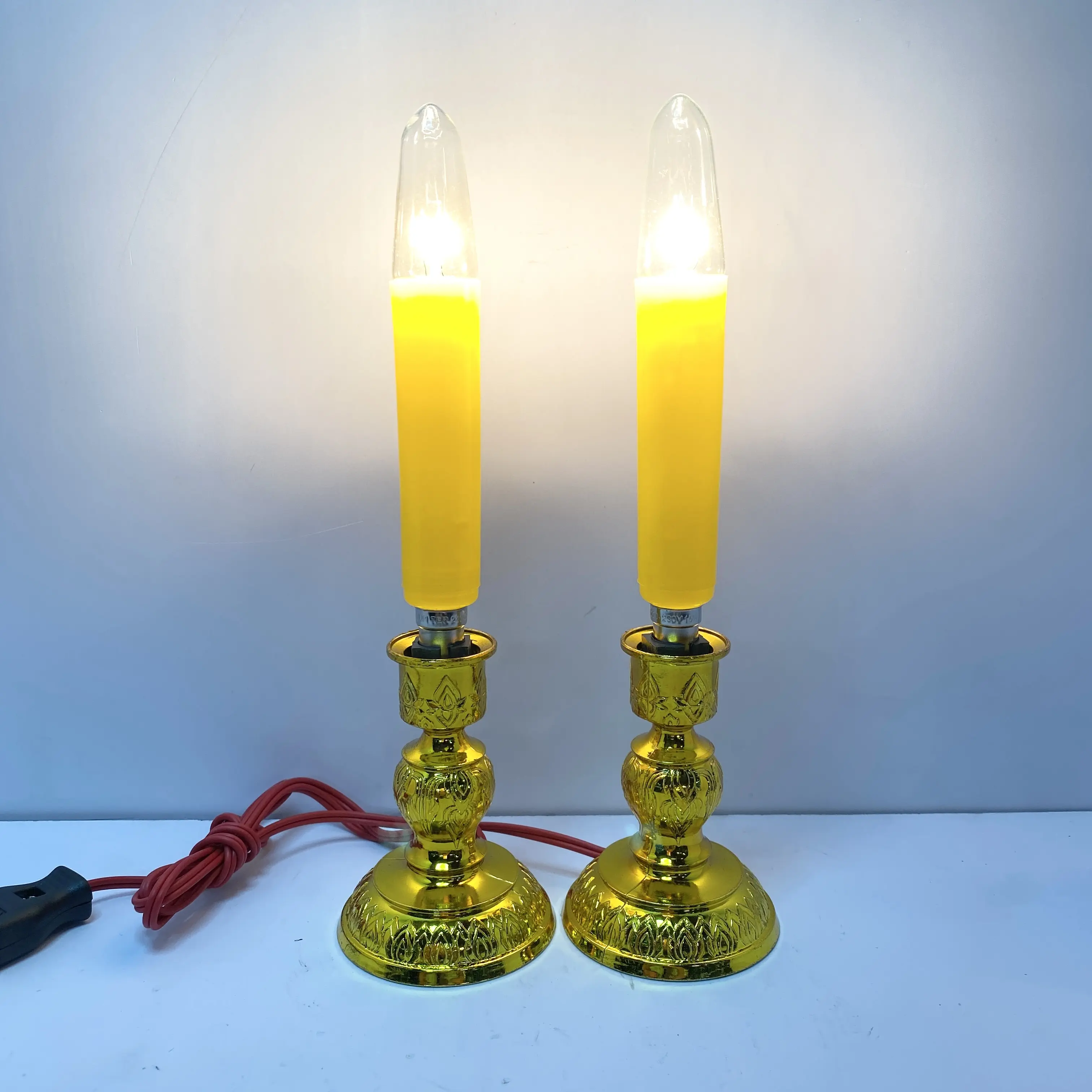พร้อมส่งจากไทย เชิงเทียนไฟฟ้า Electric Candle Lamp Flameless พร้อมเทียนเต้น เทียนนิ่ง พร้อมชุด หรือแยกเทียน พร้อมใช้พร้อมเสียบปลั๊ก