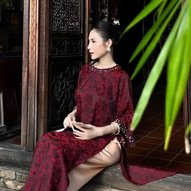 Sét áo dài gấm đính cườm mixx quần phi lụa xịn sét áo dài thiết kế ngũ thân tay chẽn đen đính nơ cúc áodài các 4