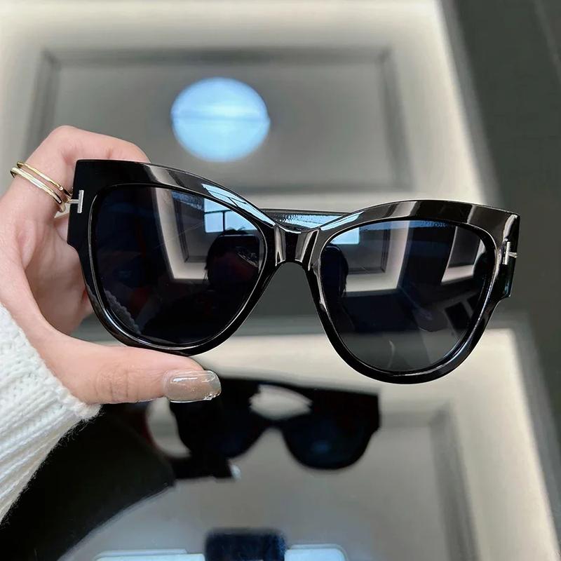 Product Introduction of Classic Cat Eye Sunglasses Women Men Fashion Sun Glasses Female Male Designer Mirror Casual Travel Shades Oculos De Sol 0
