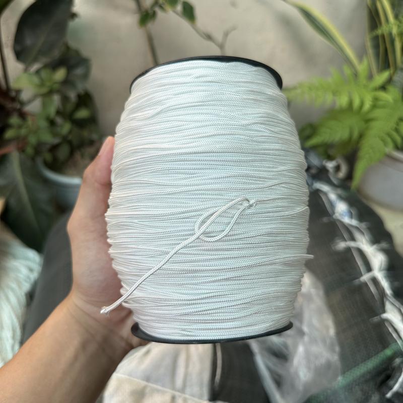 1 kg Dây thả diều, dây dù malai 1,5li bao bền , bao chất lượng size 1,5 li cuộn sẵn thành quả về là thả ngay ( 400m dài)