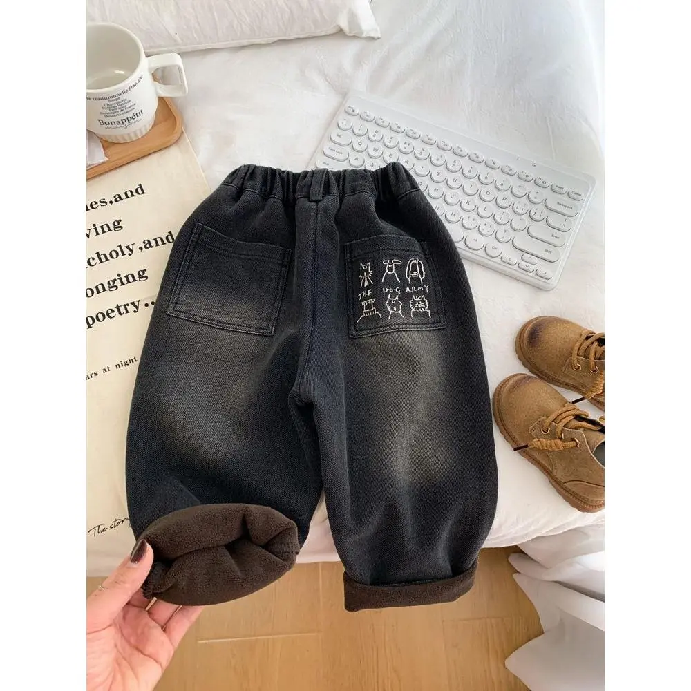 Quần Dài Jean Lót Lông Cừu, Phong Cách Mùa Đông Hợp Xu hướng Cho Trẻ Em, Màu Đen, Dễ Phối Đồ, Lót Lông Cừu Một Lớp, Quần Dày, Thích Hợp Mặc Ngoài Trời, Quần Thường Ngày Cho Bé Trai