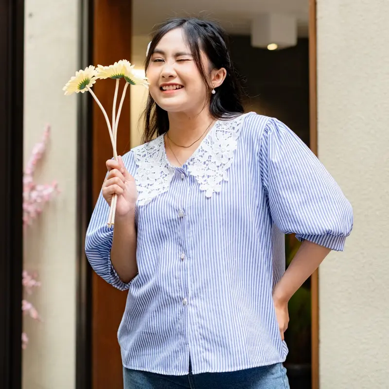 Yoenik Eunji Lace Collar Tops - Kemeja Vintage - Kemeja Renda Korean Style - Baju Wanita Casual 1