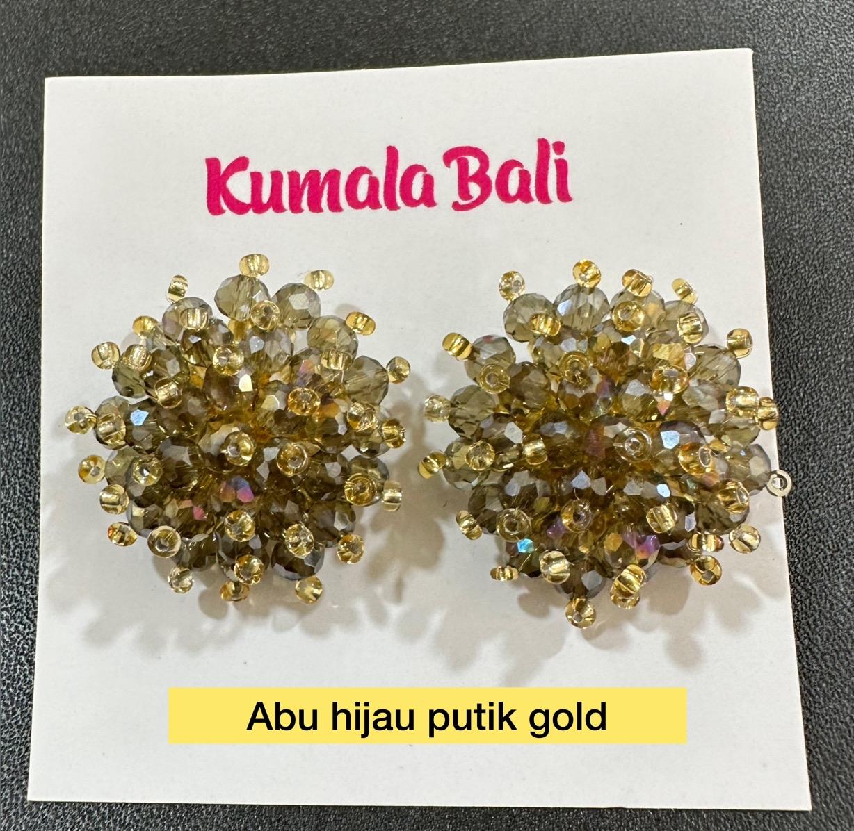 Anting emerald bulat cantik Perempuan