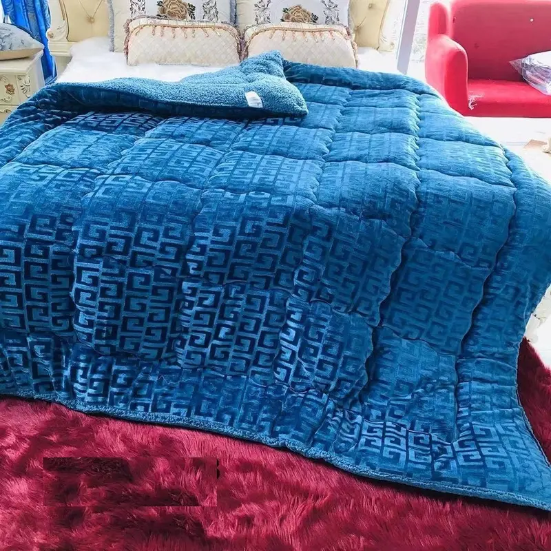Chăn lông cừu họa tiết chữ vạn hàng loại 1 siêu dầy siêu ấm cao cấp 2m*2m2 2