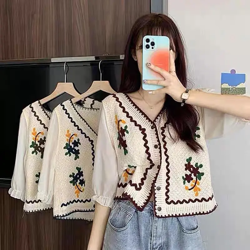 Áo sơ mi dệt kim tay lỡ nữ len móc thêu hoa phối tay bồng Chiffon kiểu cổ V, Áo cardigan hàng đẹp thiết kế cao cấp