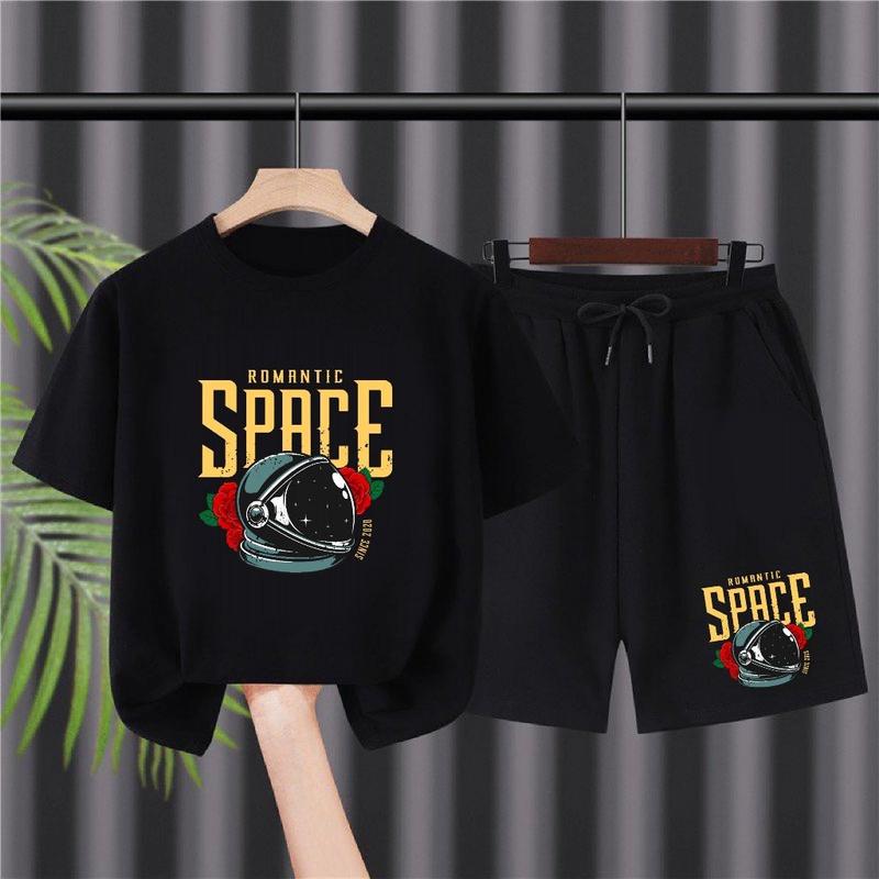 Bộ quần áo bé trai mùa hè size đại từ 17 đến 40kg, chất thun co giãn, mềm mát, dáng quần đùi áo cộc tay phong cách Hàn Quốc cho trẻ em từ 5 đến 14 tuổi (Mã 34 Nón bảo hiểm) bộ đồ phi hành gia