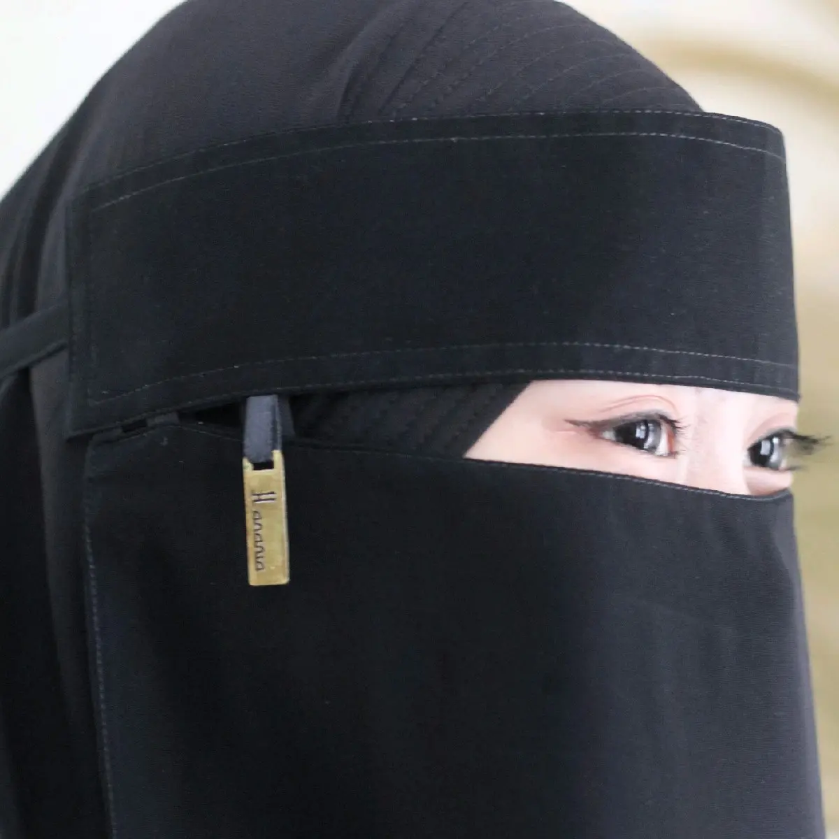 niqab bandana ped bandul nya hanania