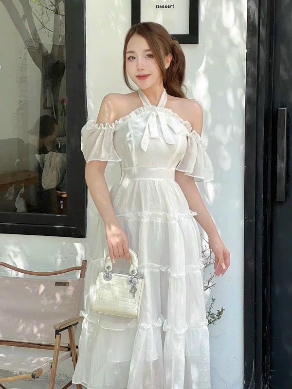Đầm lụa dạng yếm thắt nơ cổ 0