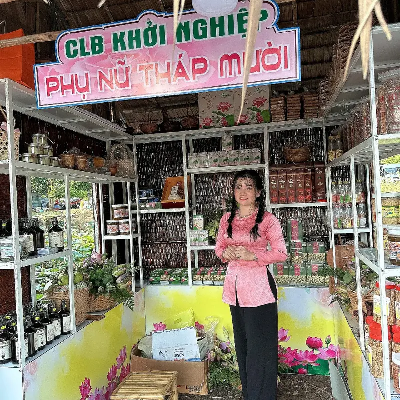 COMBO 2 CHAI LỚN 1 CHAI NHỎ DẦU GỘI BỒ KẾT THẢO DƯỢC 6