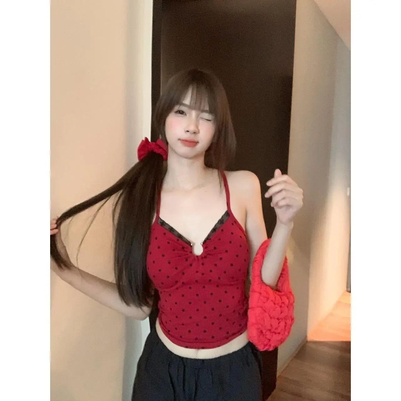 casual Fashion polka dot hanging neck red vest for women，summer Korean style backless sexy short cropped  top，versatile trend