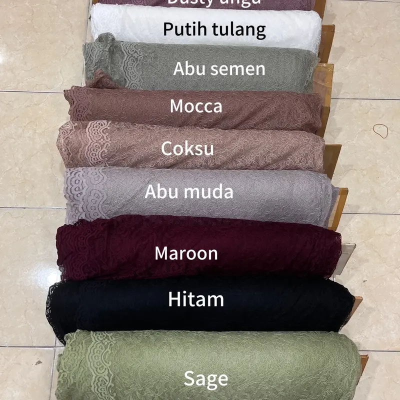 Chantily lace / kain brukat kebaya super premium santily harga setengah meter 0