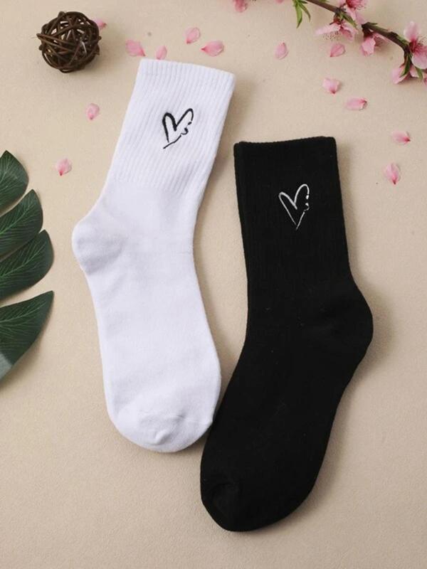 Women's Heart Print Crew Socks, Elegance Cozy Mid-calf Socks, Mid Tube Knit Socks, Lady's Socks & Hosiery for All Seasons, Comfort Basic Minimalist Womenswear 2