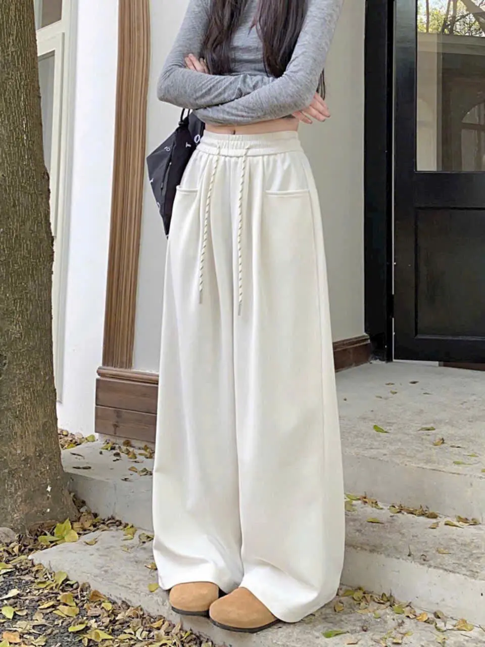 QUẦN ỐNG RỘNG THUN DA CÁ TRƠN BASIC PHỐI TÚI CUTE - QUẦN NỮ KIỂU DÁNG DÀI SUÔNG ĐỨNG TOP ĐEN TRẮNG