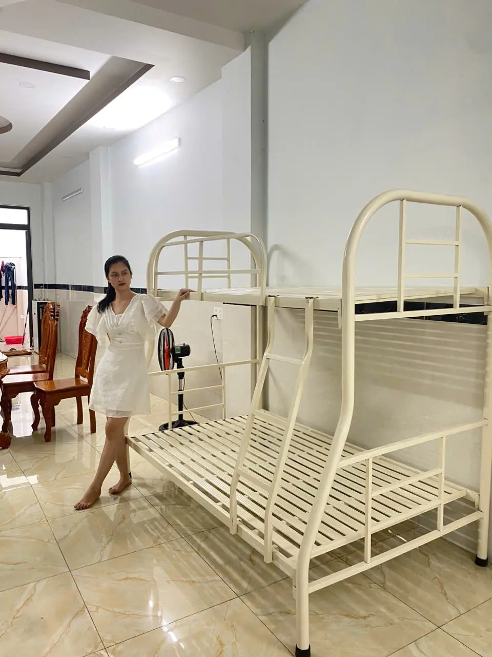 Giường tầng sắt giá rẻ - giường 2 tầng người lớn giá sinh viên hcm bình dương