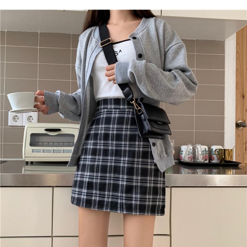 Product Introduction of Half length skirt, women's autumn outfit, new plaid bag buttacks half length skirt, black college style high waist slimming bag buttons A-line short skirt 4