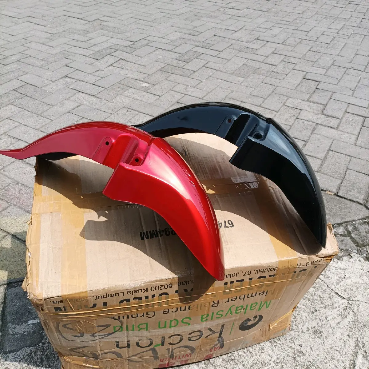 spakbor depan Megapro Primus/hiu