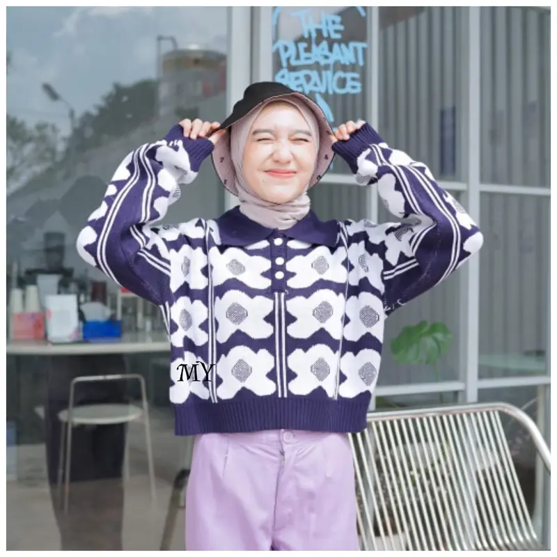 Sweater Rajut Wanita Amelia Daisy Blouse 2