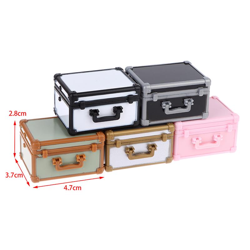 Product Introduction of 1Set 1:12 Dollhouse Mini Vanity Case Lipstick Perfume Air Cushion Mirror w/Holder Furniture Decor Toy 28